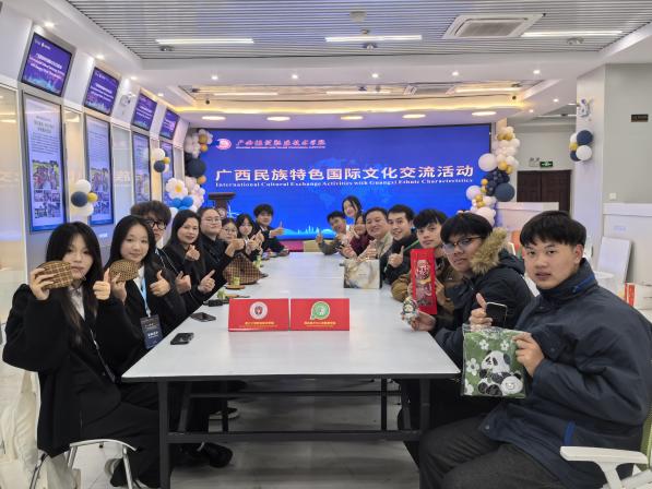 _cgi-bin_mmwebwx-bin_webwxgetmsgimg__&MsgID=4783484163323209578&skey=@crypt_1529d9e4_d79538db355771d9ea894bee21a7c18e&mmweb_appid=wx_webfilehelper