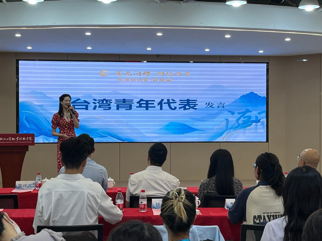 6b137f15cbc693cbda5d93739055d06